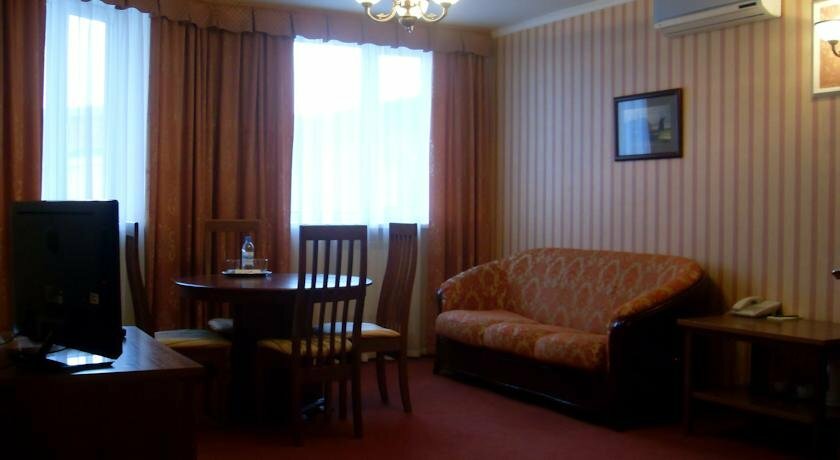 Гостиница Лермонтов Омск-90