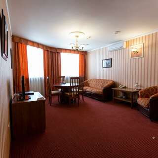 Гостиница Лермонтов Омск Бизнес улучшенный-2